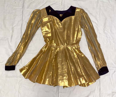 Costumes L